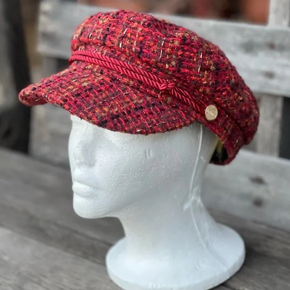 TRINA TURK Pink tweed newsboy hat - Picture 2 of 7